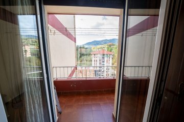 Foto 16 de Egoera onean dagoen etxebizitza Izarraitz Kalean Foto 16 de Egoera onean dagoen etxebizitza Izarraitz Kalean