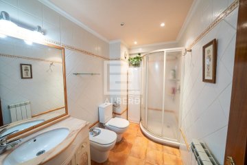 Foto 17 de Egoera onean dagoen etxebizitza Izarraitz Kalean Foto 17 de Egoera onean dagoen etxebizitza Izarraitz Kalean