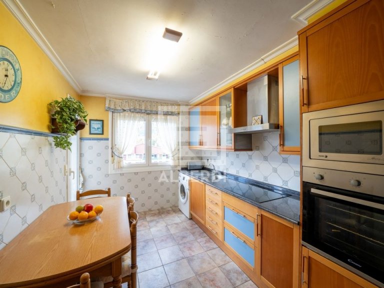 Egoera onean dagoen etxebizitza Izarraitz Kalean Egoera onean dagoen etxebizitza Izarraitz Kalean